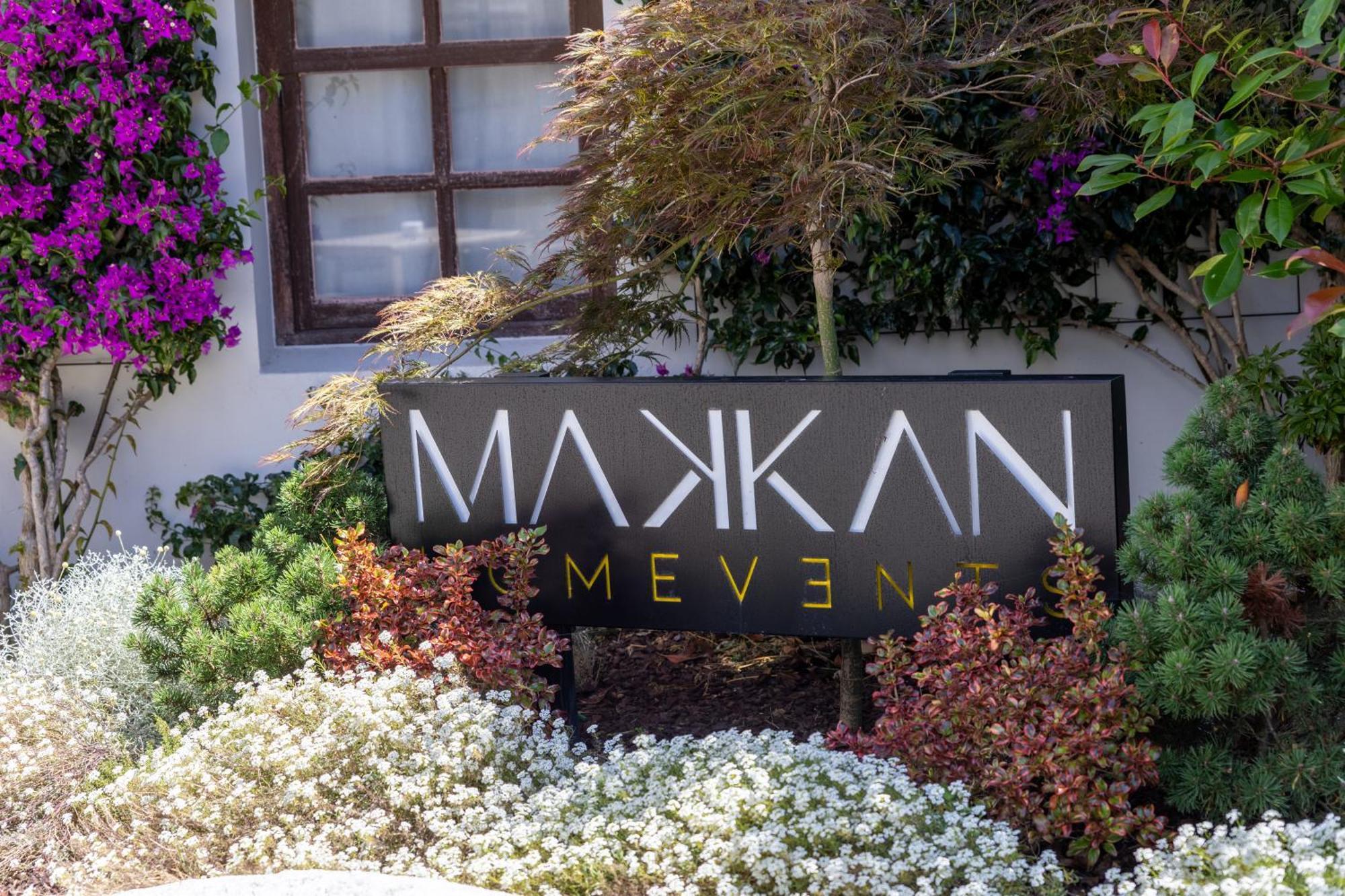 Makkan Club أوليروس المظهر الخارجي الصورة